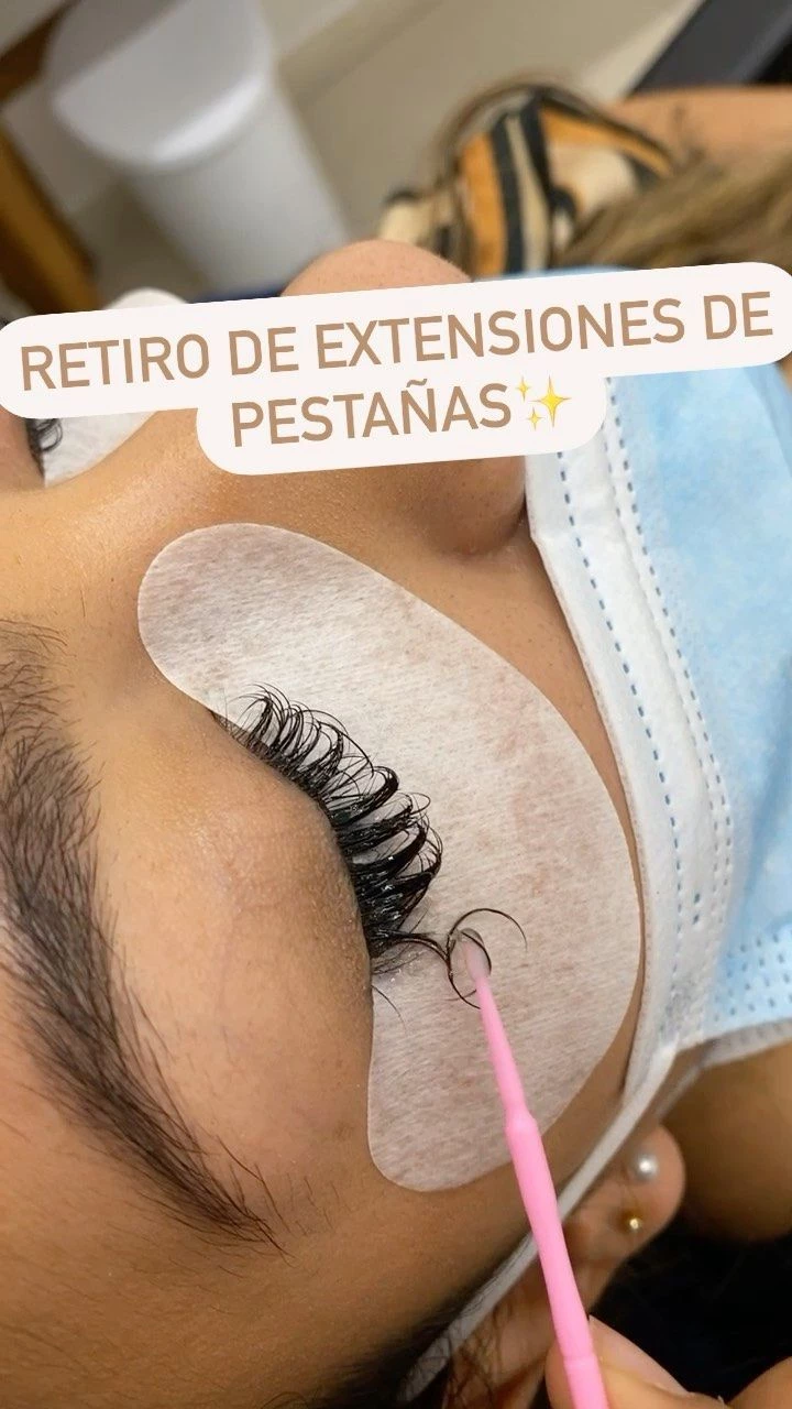 Retiro de extensiones de pestañas (otro)