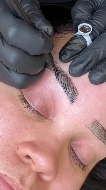 Microblading sopracciglia