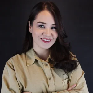  Lic María Bejarano Mata