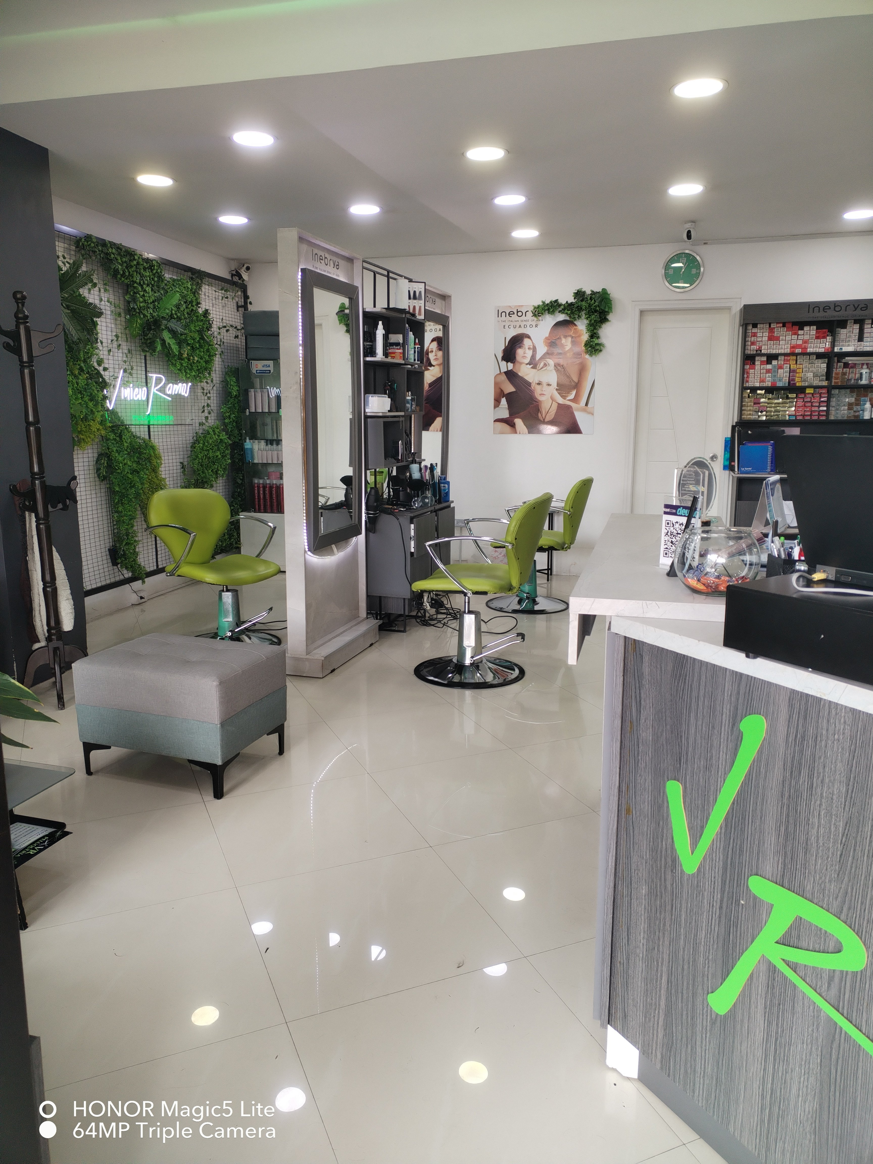 Vinicio Ramos peluqueria
